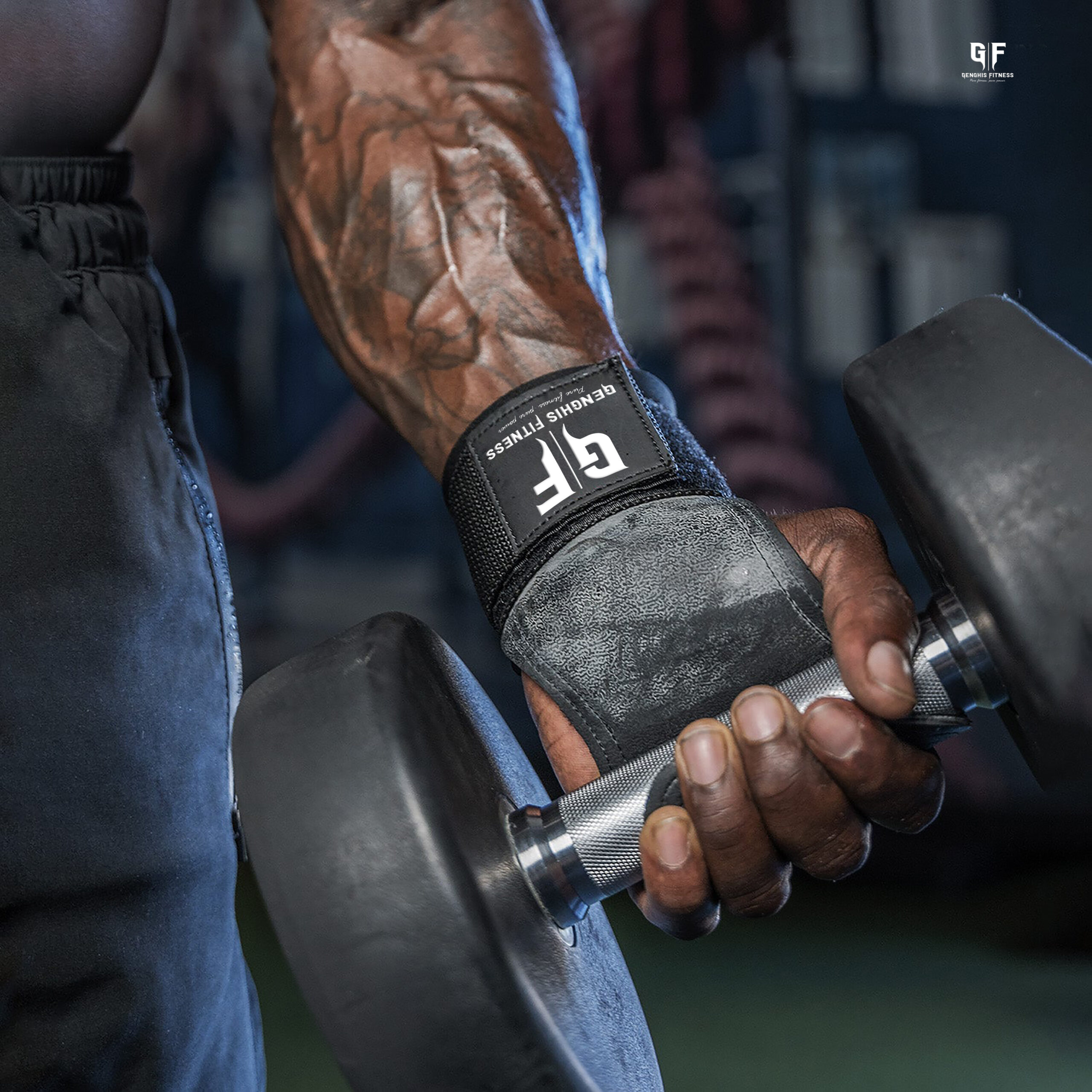 CrossFit Lifting Grips- Wearing Man/ Powerlifting Gear