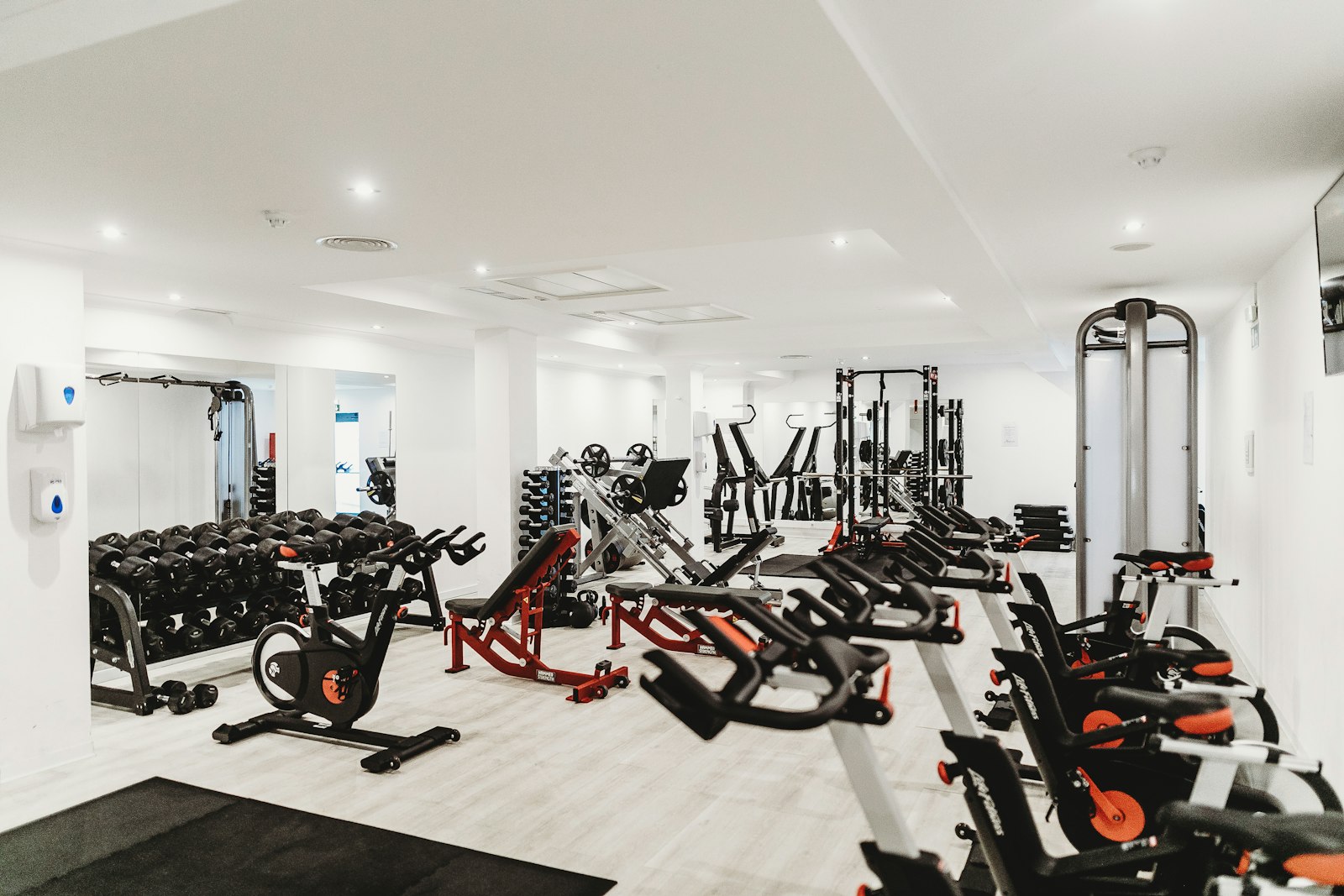 gym interior equipment